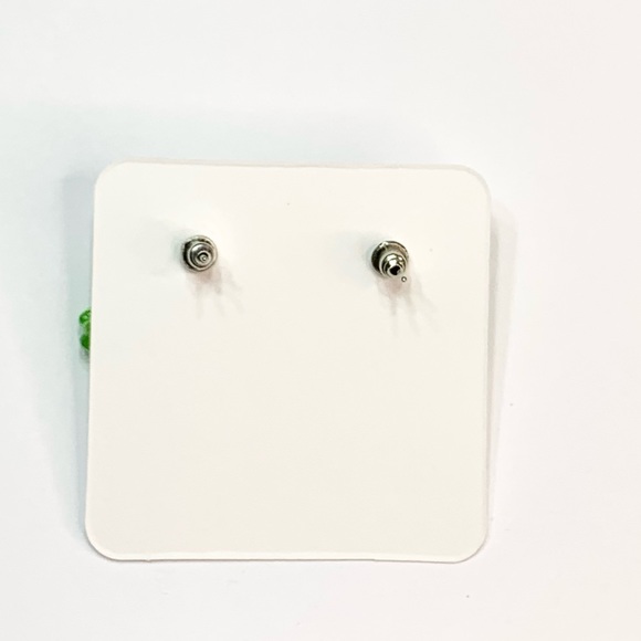 New Green Hello Kitty Earrings - Picture 2 of 3